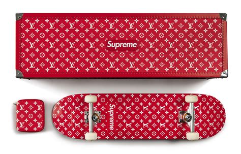 supreme x lv portacarte|supreme x louis vuitton.